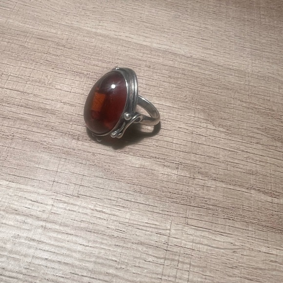 Amber ring - Picture 2 of 5